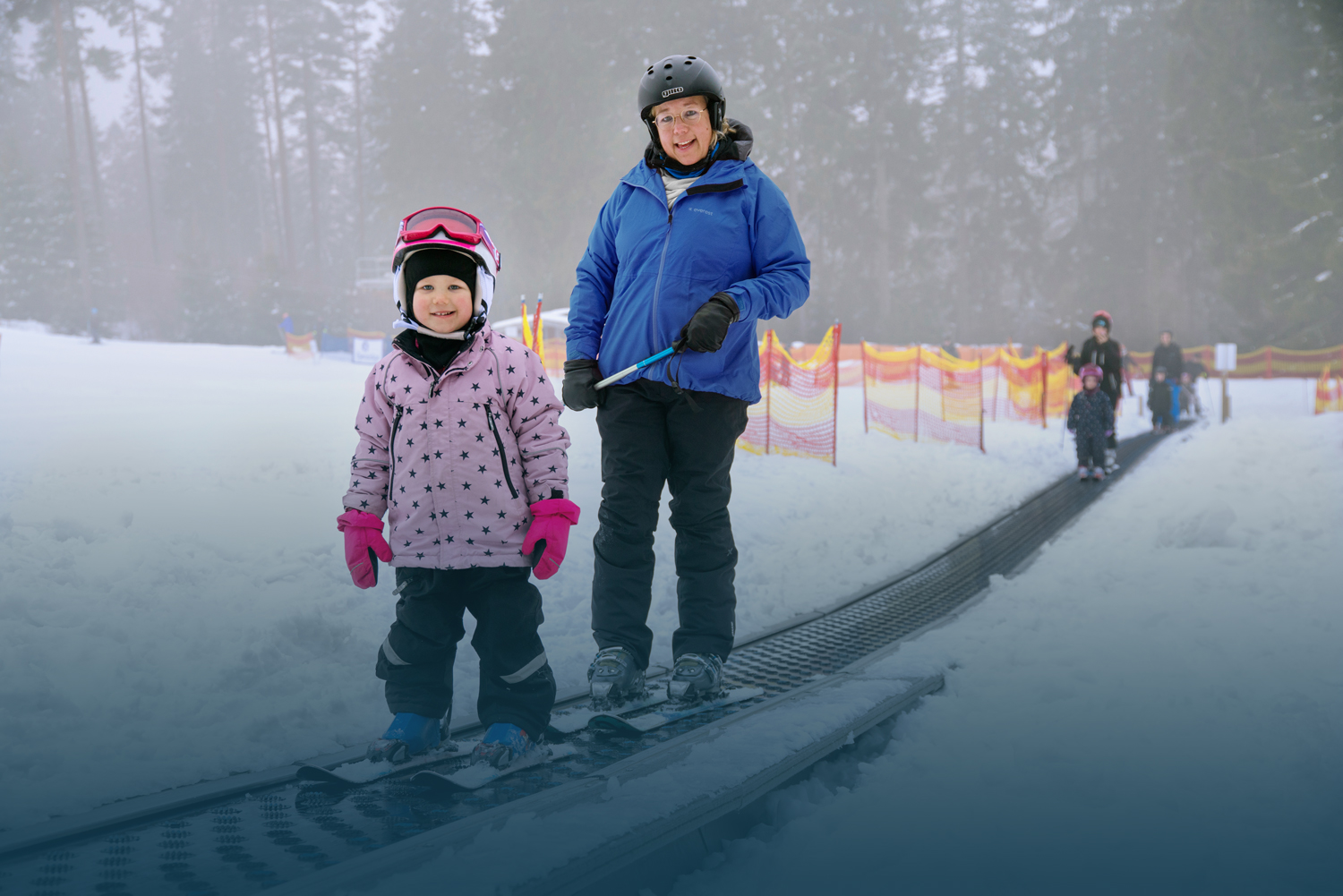 BRANDLY ISABERG Hires 0988 Blå Tonad